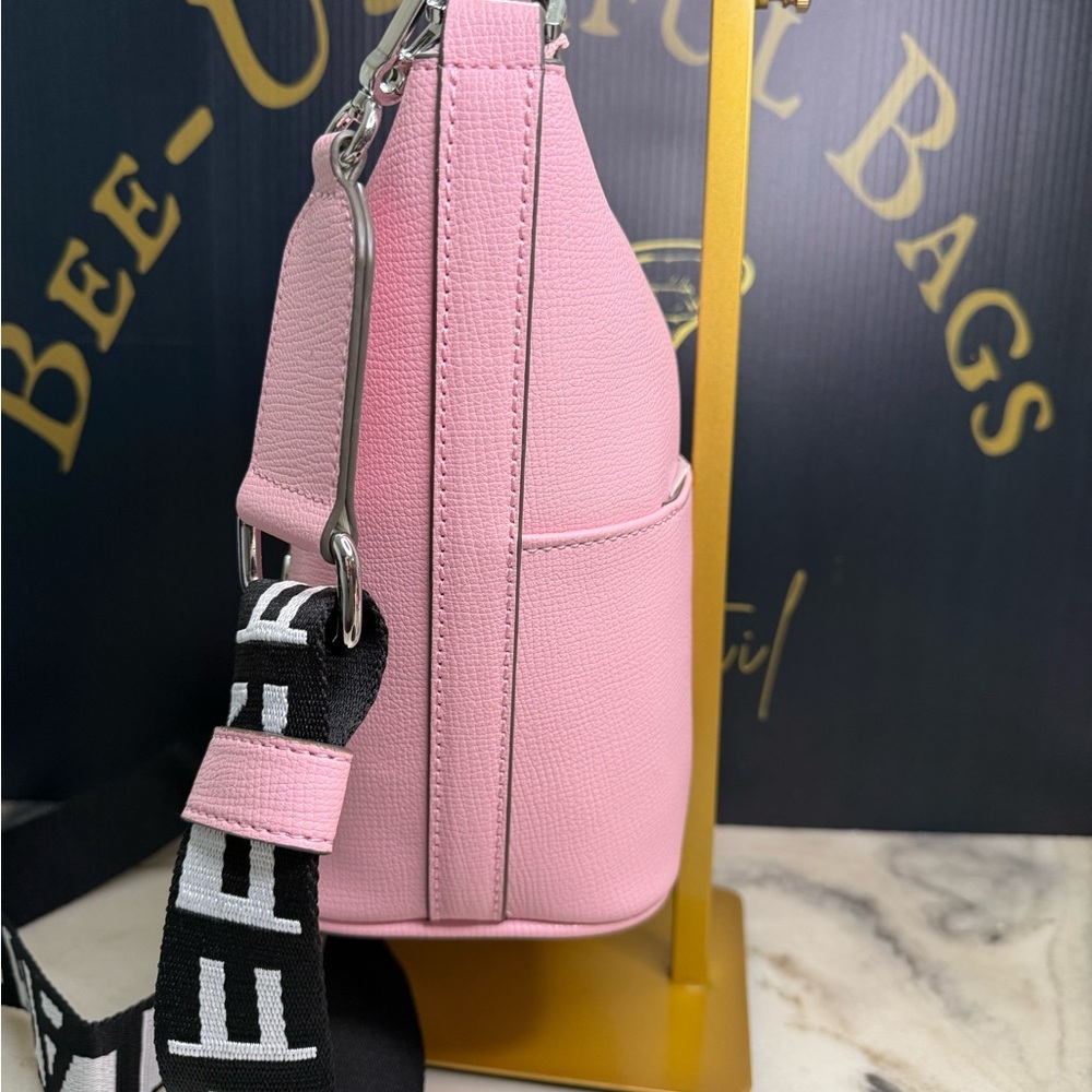 Karl Lagerfeld Paris Pink “A XO XO” Leather Crossbody / Shoulder Bag - Picture 2 of 7
